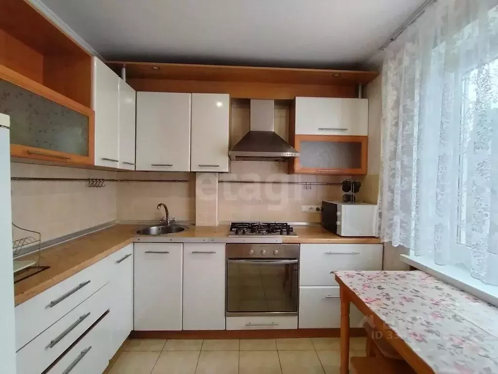 3-к кв. Крым, Алушта ул. Ленина (62.5 м) - Фото 1