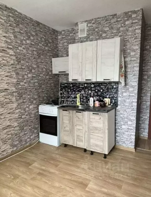 1-к кв. Иркутская область, Иркутск ул. Петрова, 56А (46.0 м) - Фото 1