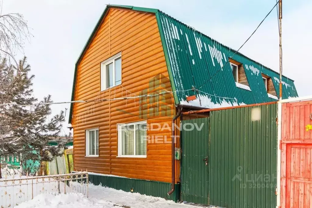 Дом в Омская область, Омск ул. 15-я Северная, 133 (176 м) - Фото 0