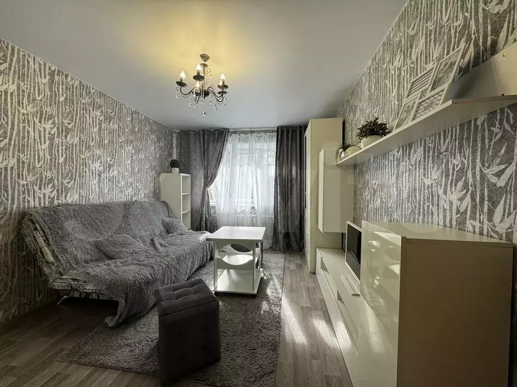 2-к. квартира, 45 м, 1/5 эт. - Фото 1