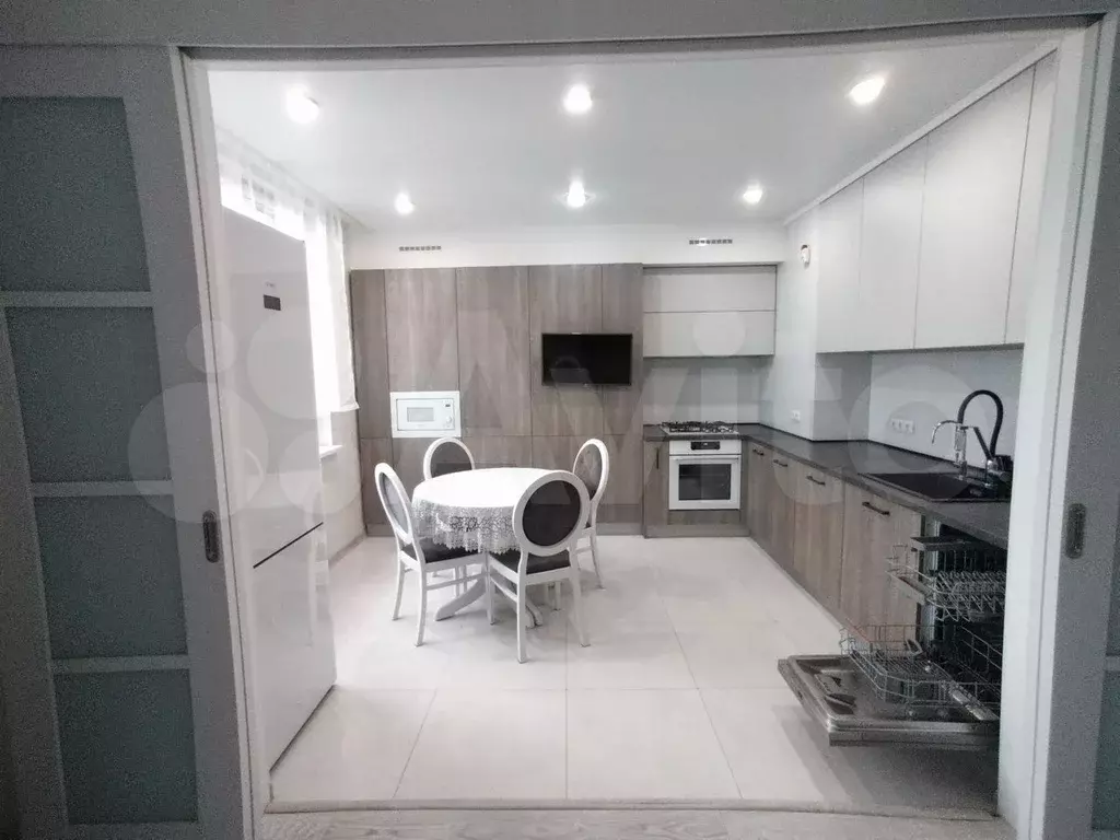 3-к. квартира, 70 м, 7/9 эт. - Фото 0