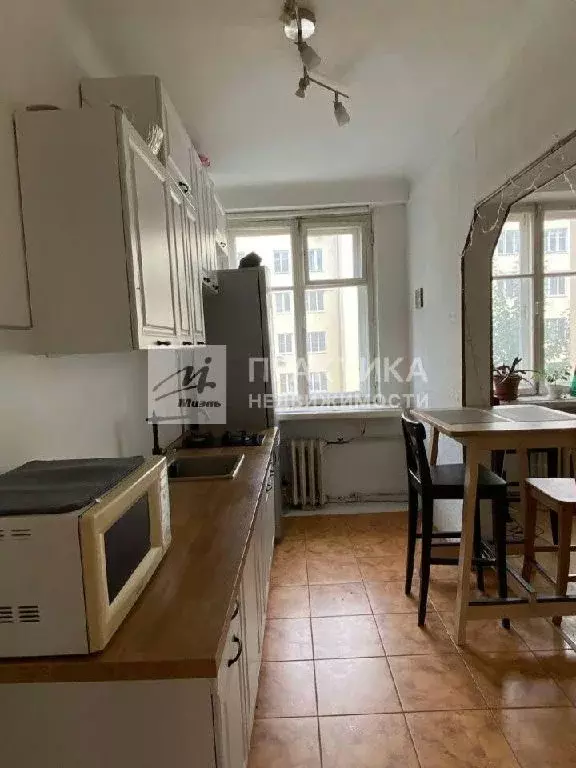 Продается 3-комнатная квартира - Фото 2