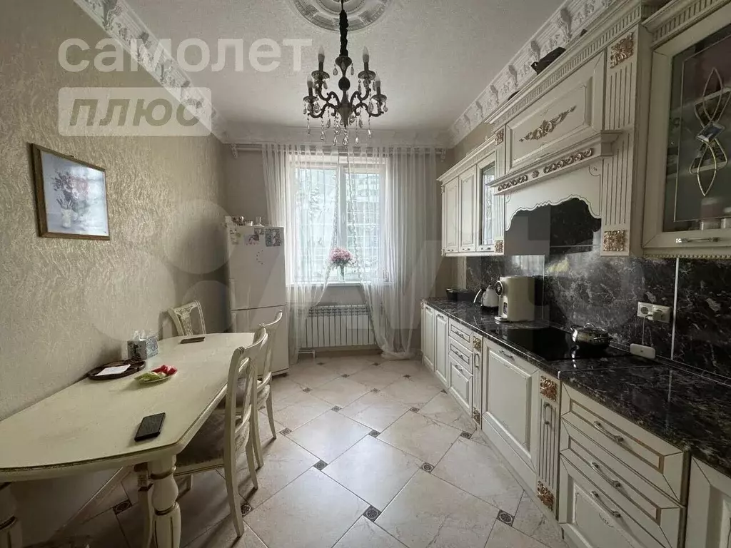 3-к. квартира, 120 м, 3/16 эт. - Фото 1