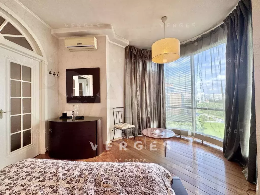 2-к. квартира, 60 м, 13/37 эт. - Фото 1