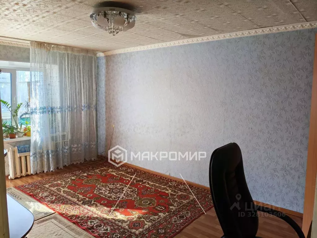 1-к кв. Брянская область, Брянск пер. Кирова, 99 (31.7 м) - Фото 1