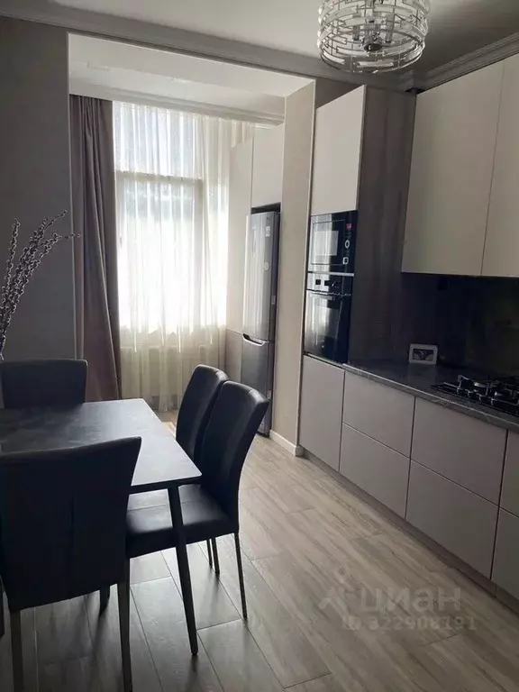 2-к кв. Крым, Симферополь ул. Дачная, 22 (70.0 м) - Фото 1