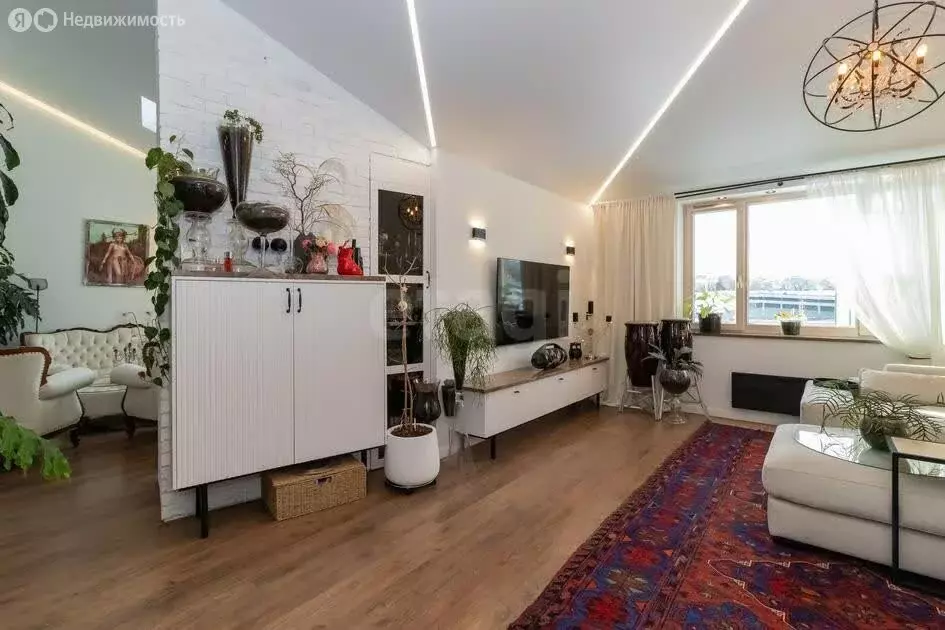 1-комнатная квартира: Тюмень, улица Щербакова, 2к2 (69.3 м) - Фото 1