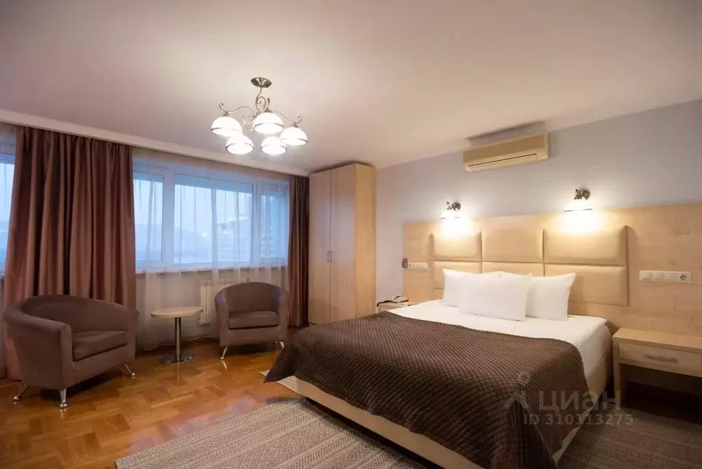 Комната Красноярский край, Красноярск ул. Урицкого, 94 (27.0 м) - Фото 0