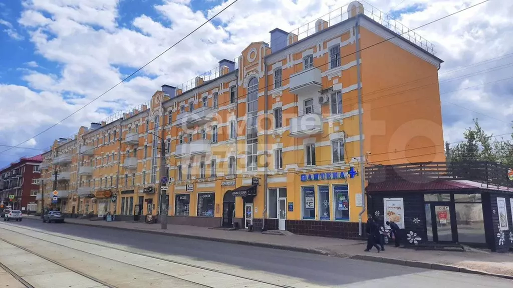 Комната 21,8 м в 3-к., 4/4 эт. - Фото 0