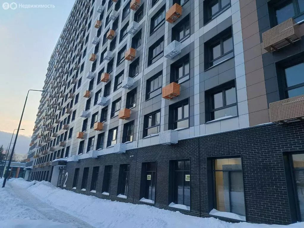 3-комнатная квартира: посёлок Развилка, 52к1 (73 м) - Фото 1