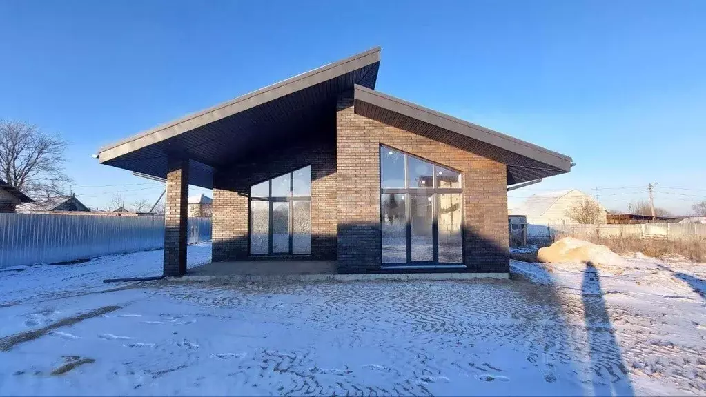 Дом в Калужская область, Калуга городской округ, д. Шопино 62 (120 м) - Фото 1