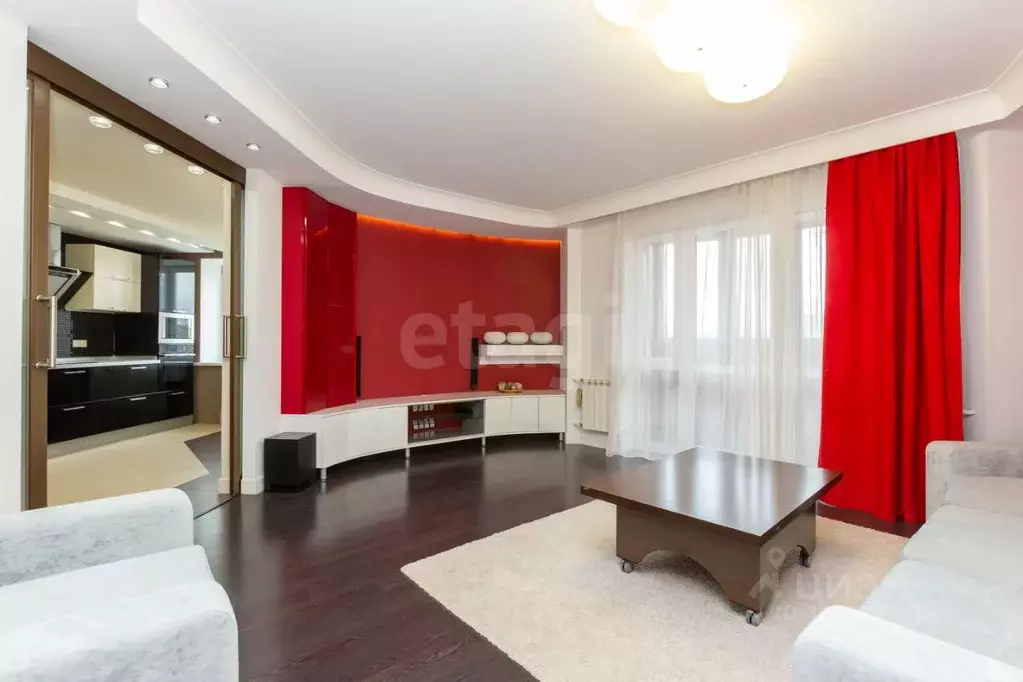 3-к кв. Свердловская область, Екатеринбург ул. Красных Командиров, 29 ... - Фото 1