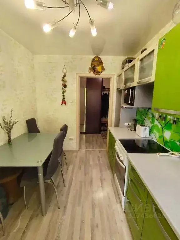 4-к кв. Томская область, Томск ул. Суворова, 3 (62.0 м) - Фото 0