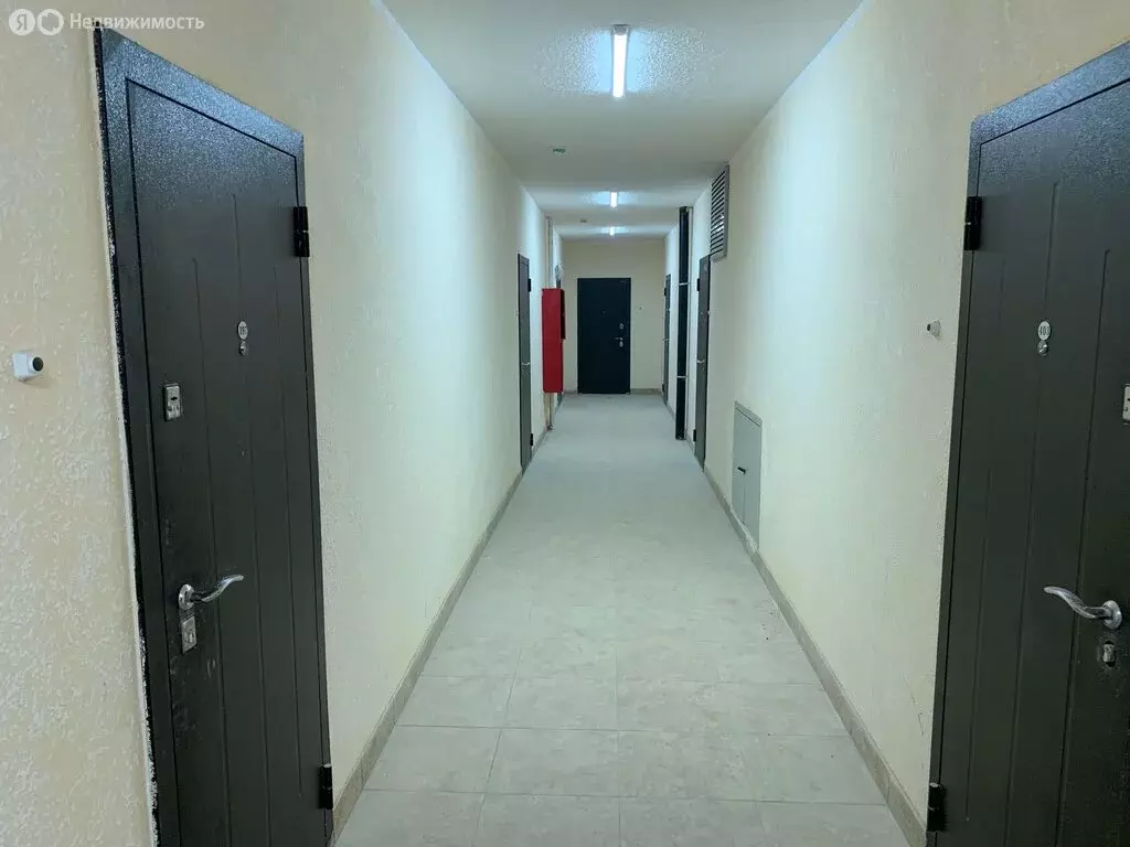 1-комнатная квартира: Краснодар, улица им. Героя Яцкова И.В., 1/10 ... - Фото 1