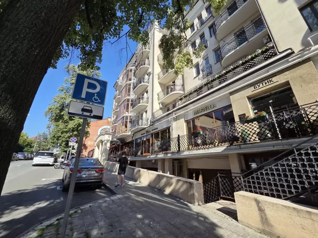 Торговая площадь в Татарстан, Казань ул. Галактионова, 6 (222 м) - Фото 1