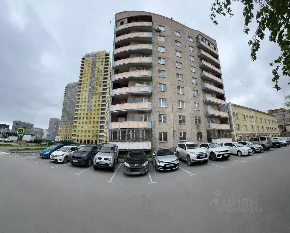 Офис в Тюменская область, Тюмень ул. Республики, 204В (2270 м) - Фото 1