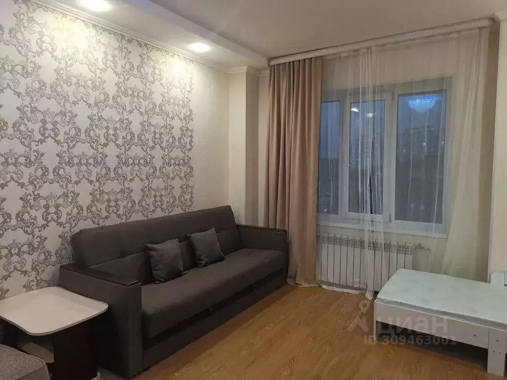 2-к кв. Ханты-Мансийский АО, Нягань 7-й мкр, 1 (56.0 м) - Фото 1