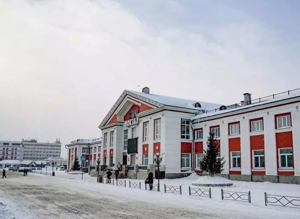 Торговая площадь в Алтайский край, Барнаул пл. Победы, 10 (16 м) - Фото 1
