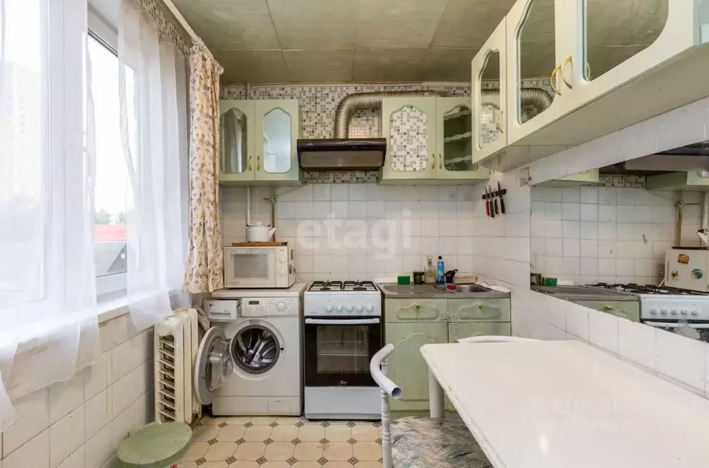 3-к кв. Свердловская область, Екатеринбург Вторчермет жилрайон, ул. ... - Фото 1