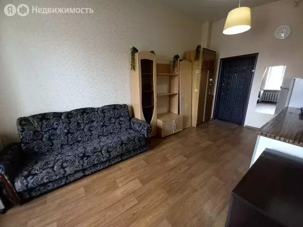 1к в 7-комнатной квартире (18 м) - Фото 0