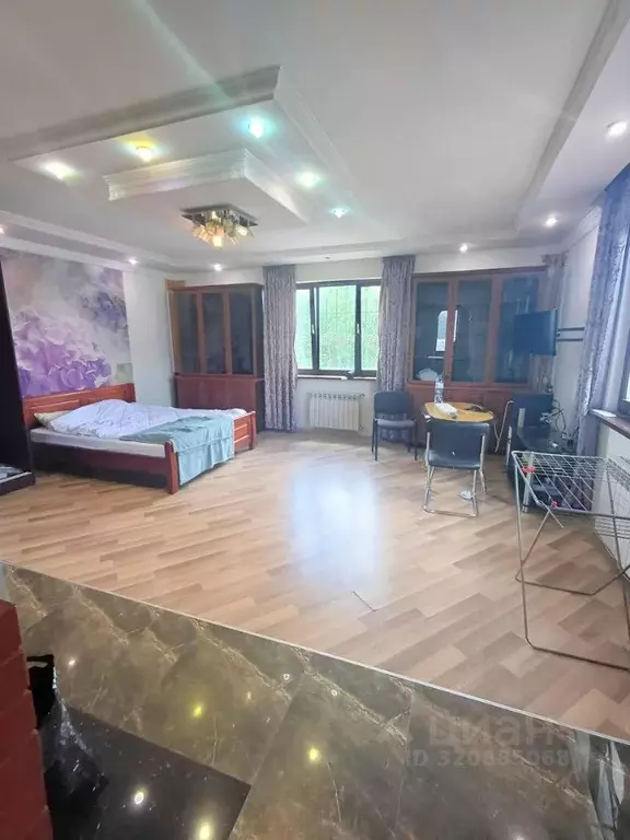 Дом в Крым, Симферополь городской округ, Комсомольское пгт ул. ... - Фото 2