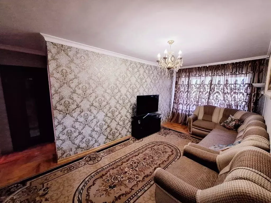 3-к кв. Кабардино-Балкария, Нальчик ул. Идарова (56.0 м) - Фото 1