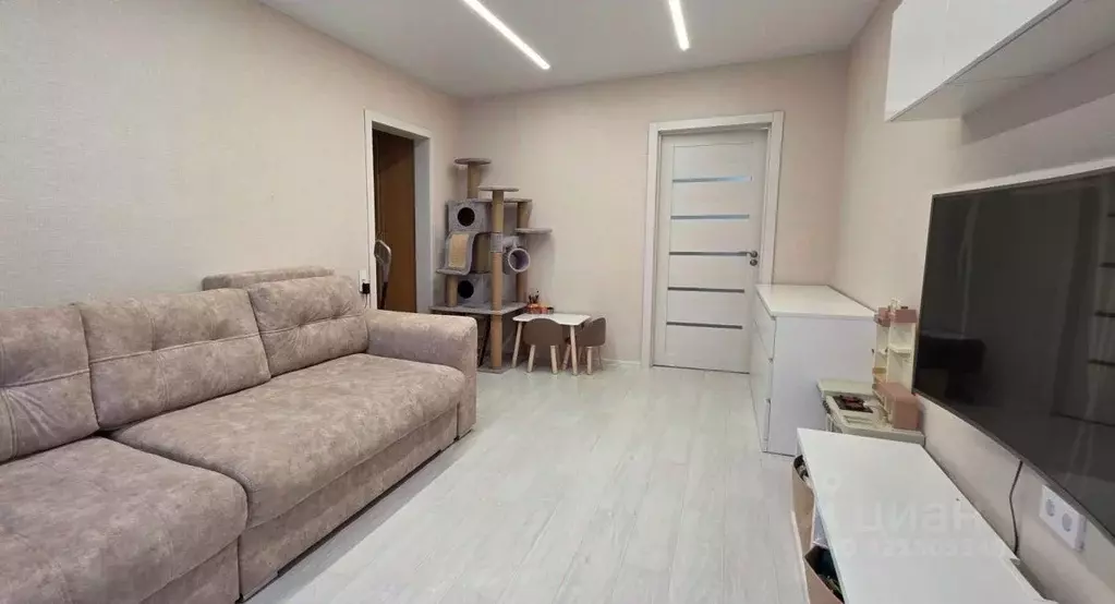 3-к кв. Ямало-Ненецкий АО, Новый Уренгой Восточный мкр, 6/8 (68.6 м) - Фото 2