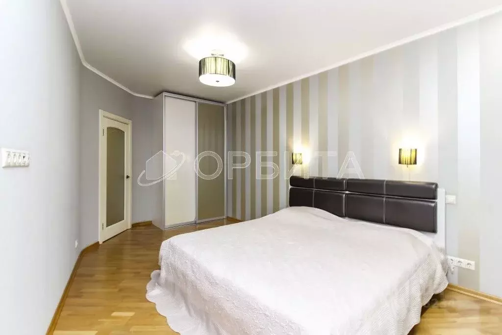 3-к кв. Тюменская область, Тюмень ул. Газовиков, 33 (92.3 м) - Фото 2