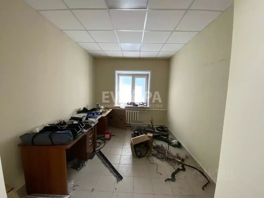 Офис в Ульяновская область, Ульяновск проезд Нефтяников, 14 (50 м) - Фото 1