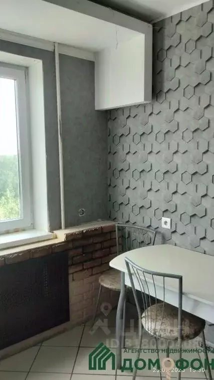 2-к кв. Омская область, Омск ул. 3-я Молодежная, 59 (51.8 м) - Фото 0