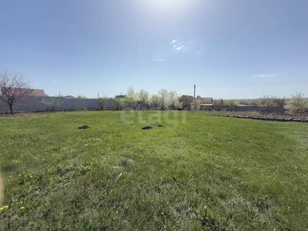 Участок в Белгородская область, Старый Оскол пер. Горняшка, 3 (15.0 ... - Фото 0