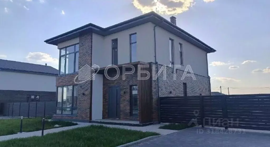 Дом в Тюменская область, Тюменский район, с. Червишево  (169 м) - Фото 1