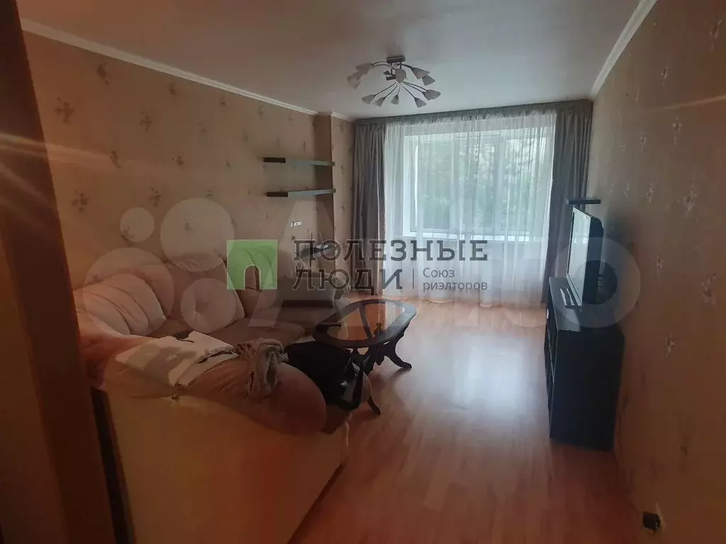 2-к. квартира, 56 м, 1/5 эт. - Фото 1