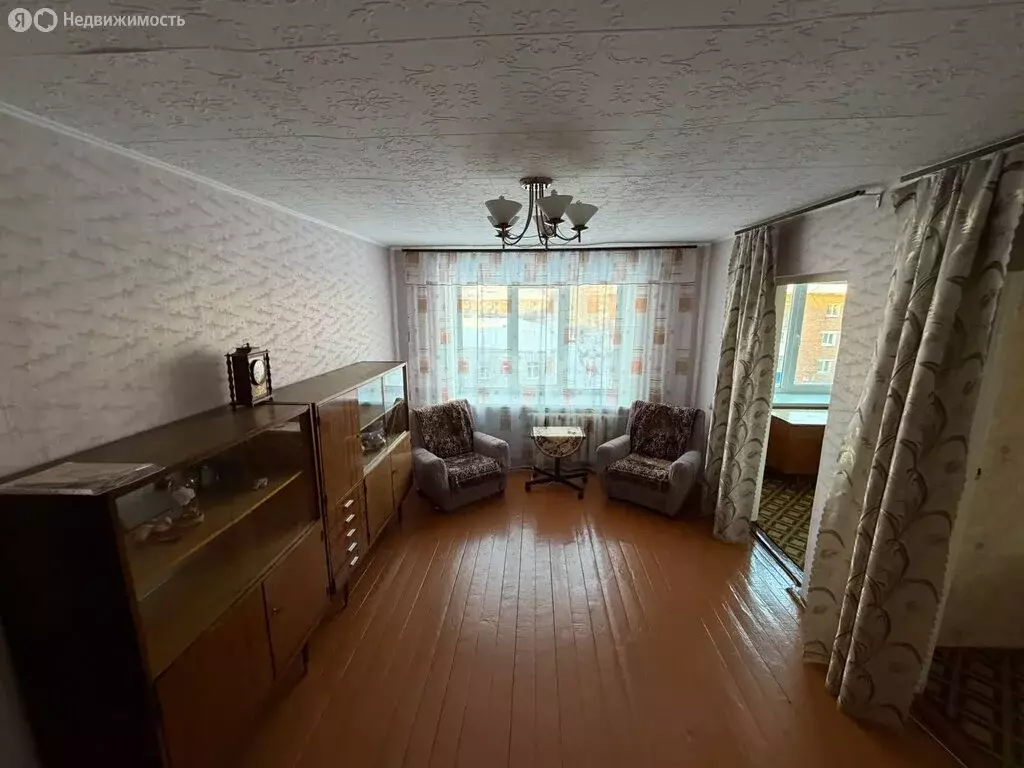 4-комнатная квартира: Прокопьевск, улица Крупской, 22 (60 м) - Фото 2