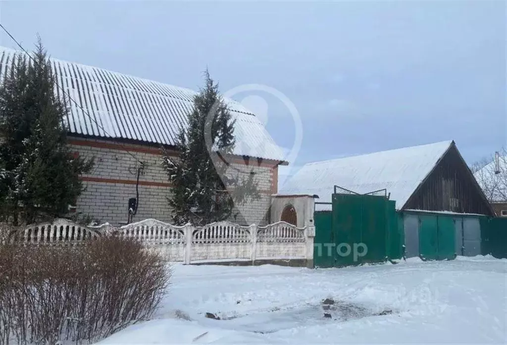 Дом в Рязанская область, Спасск-Рязанский ул. Войкова, 4 (120 м) - Фото 1