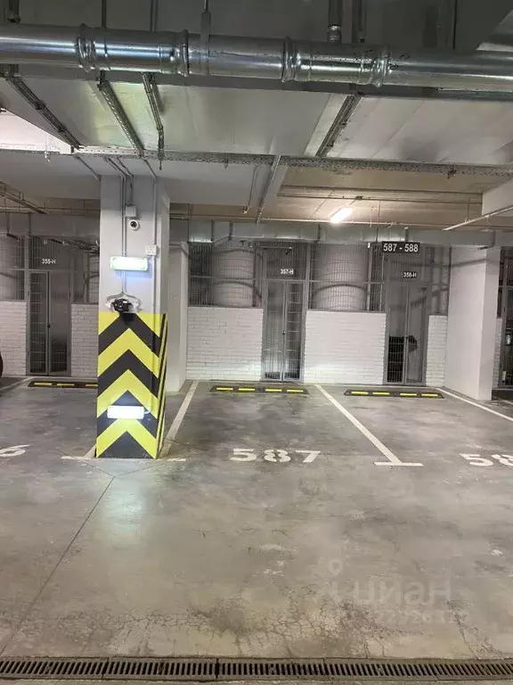 Гараж в Санкт-Петербург ул. Типанова, 23с1 (13 м) - Фото 1