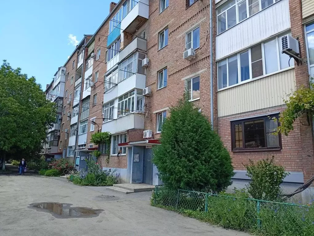 3-к кв. Ростовская область, Сальск ул. Свободы, 11 (58.0 м) - Фото 2