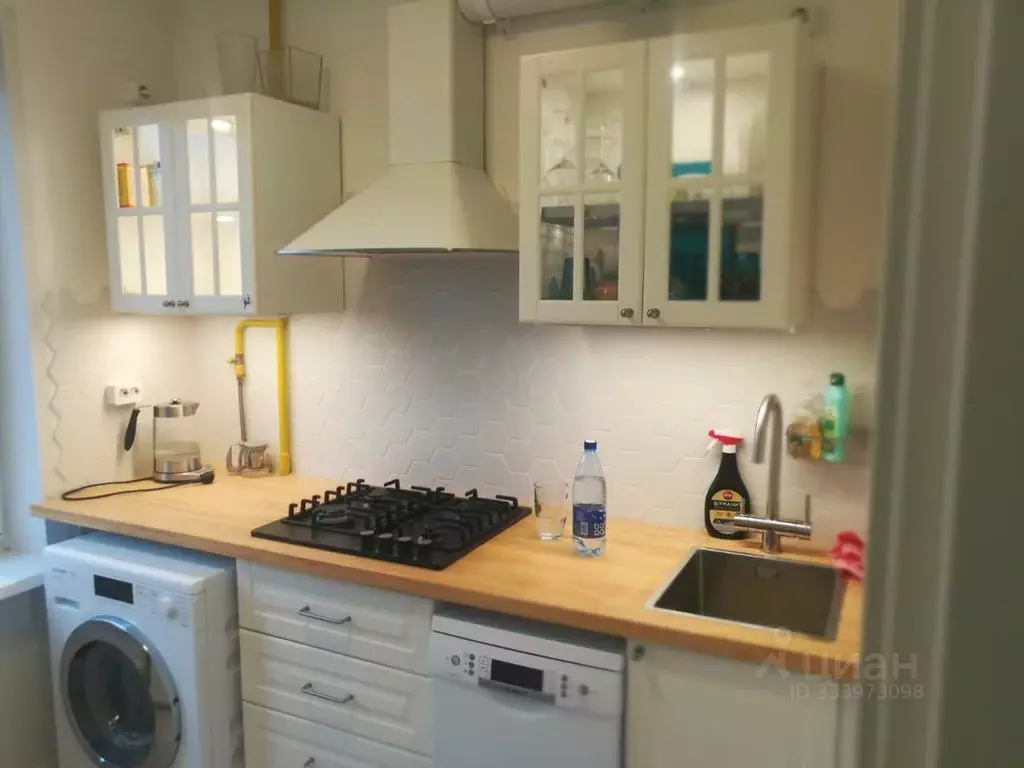 3-к кв. Москва ул. Островитянова, 30К2 (49.1 м) - Фото 1