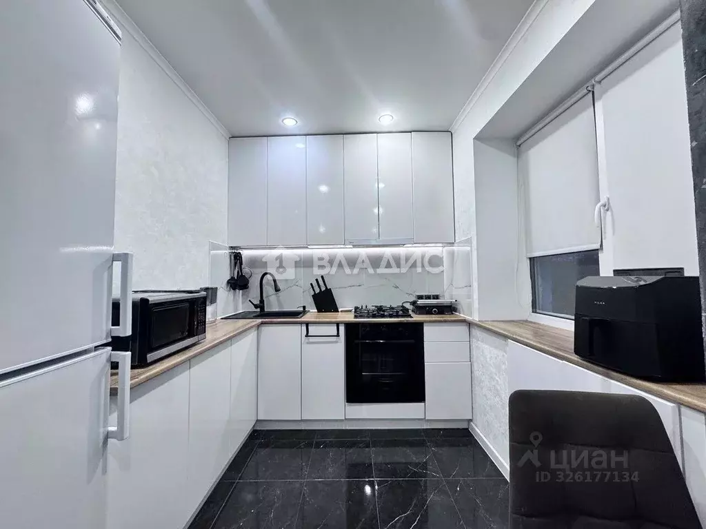 2-к кв. Саратовская область, Балаково Минская ул., 10 (44.1 м) - Фото 2