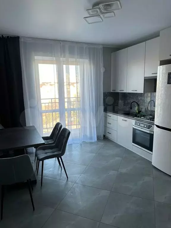 2-к. квартира, 75 м, 7/9 эт. - Фото 0