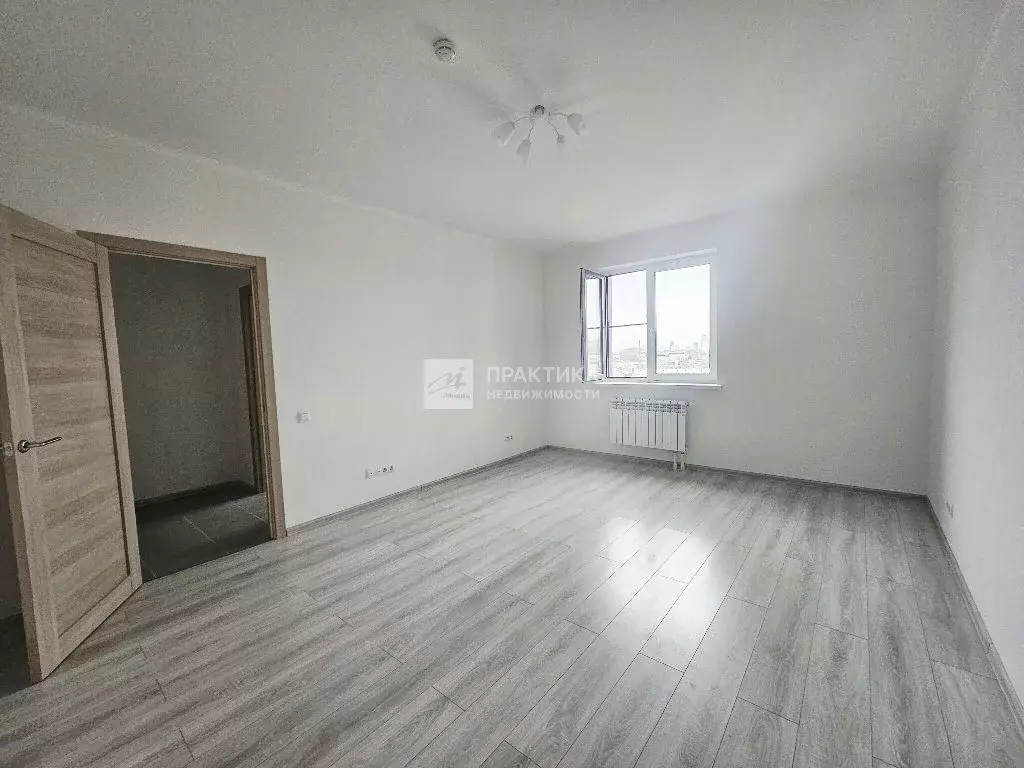 Продается 3-комнатная квартира - Фото 1