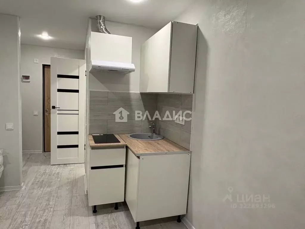 Студия Нижегородская область, Нижний Новгород ул. Шорина, 14 (15.0 м) - Фото 1