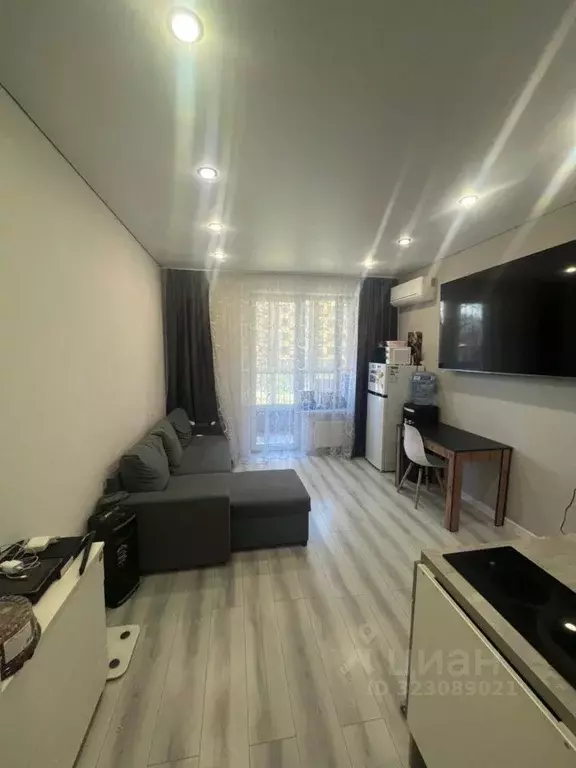 Студия Краснодарский край, Краснодар ул. 2-я Российская, 162 (20.3 м) - Фото 1