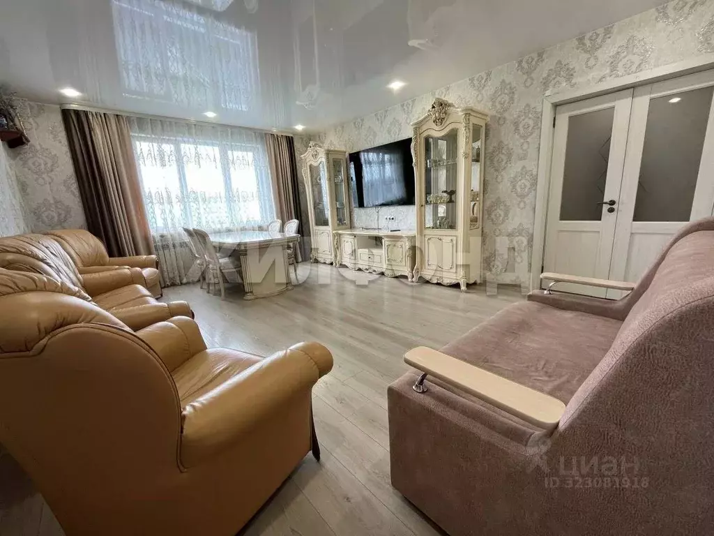 2-к кв. Новосибирская область, Новосибирск ул. Плющихинская, 9 (63.7 ... - Фото 1