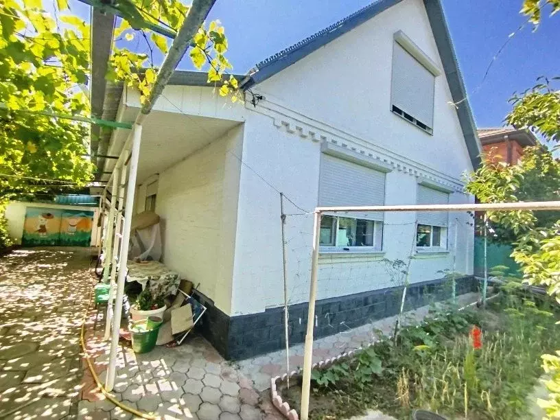 Дом в Краснодарский край, Абинск ул. Лузана, 53 (109 м) - Фото 1