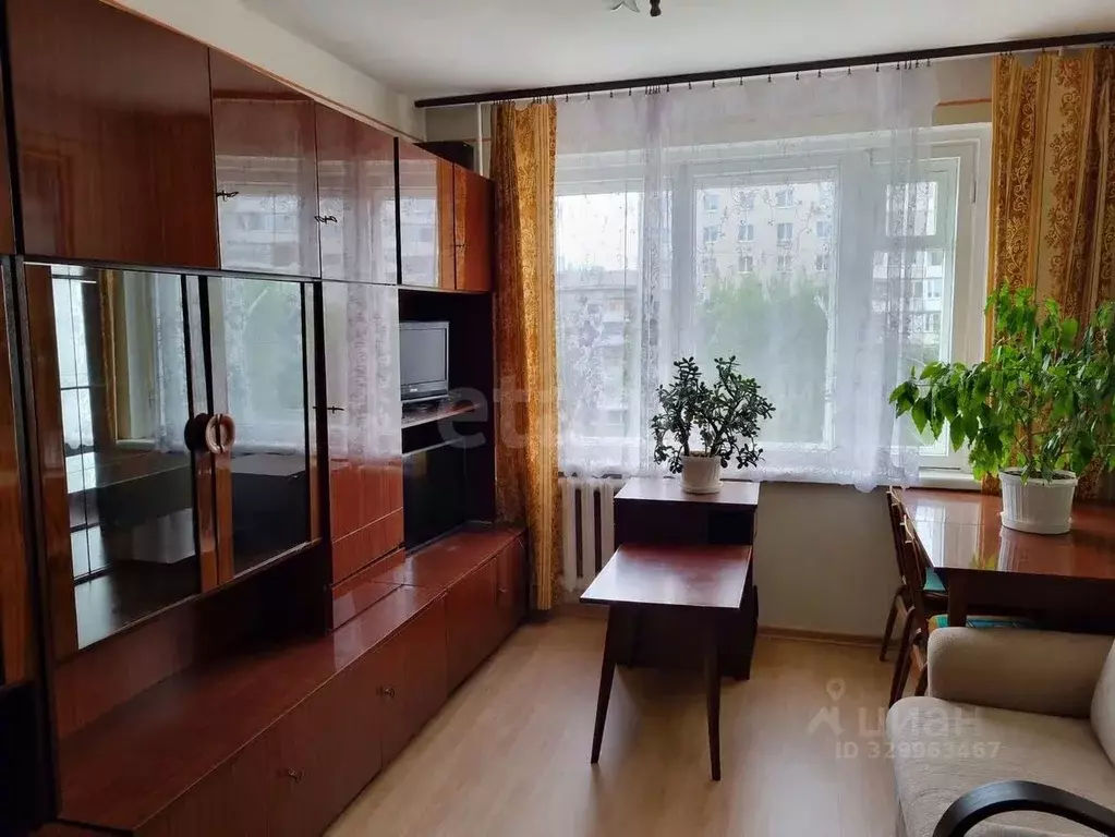 2-к кв. Тюменская область, Тюмень Ткацкий проезд, 5 (55.0 м) - Фото 1