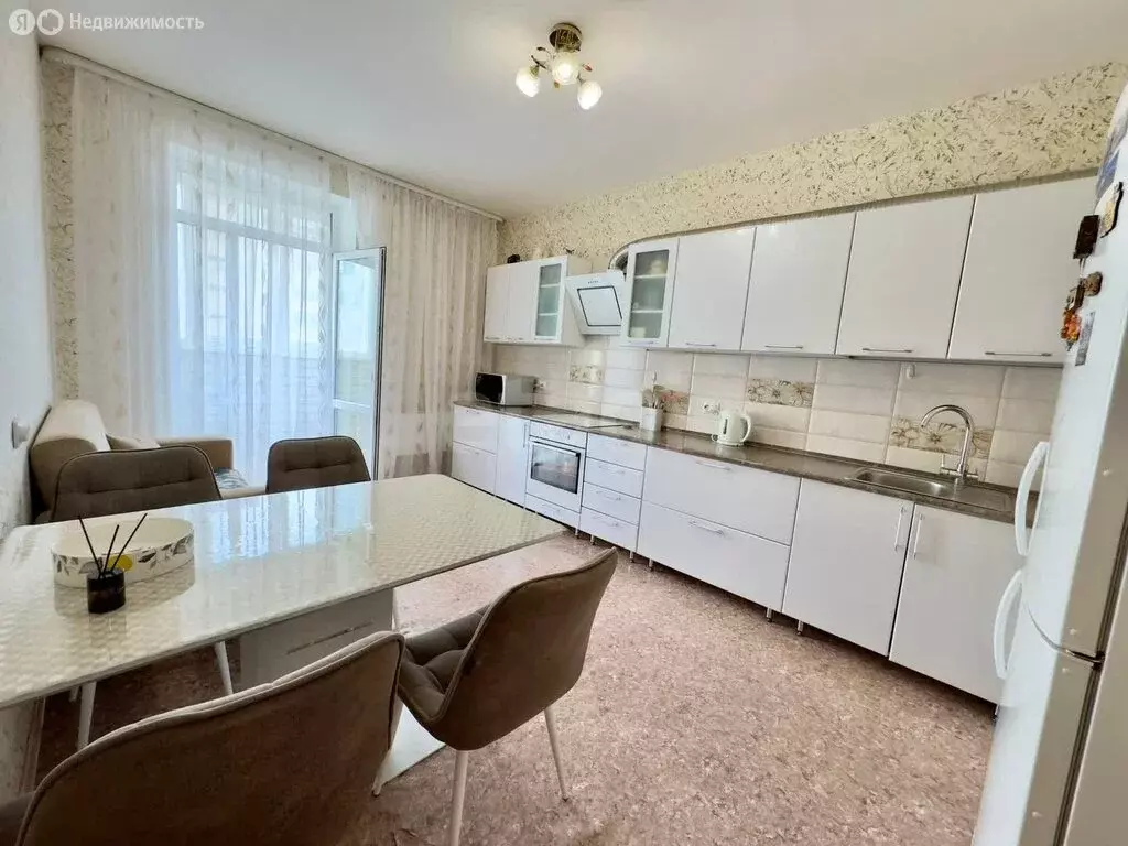 3-комнатная квартира: Энгельс, улица Маяковского, 47 (94.3 м) - Фото 1