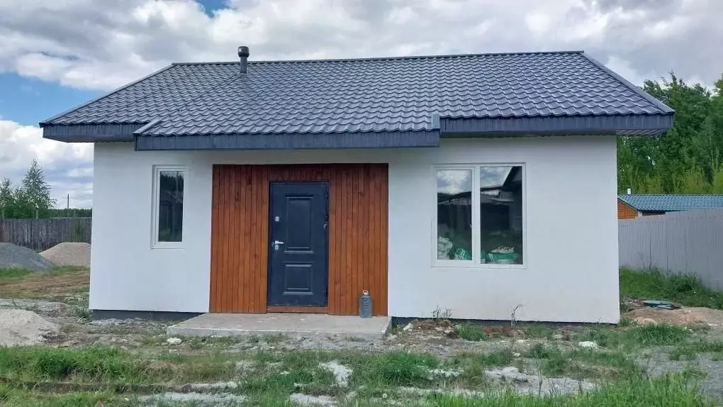 Дом в Свердловская область, Сысертский муниципальный округ, Бобровские ... - Фото 1