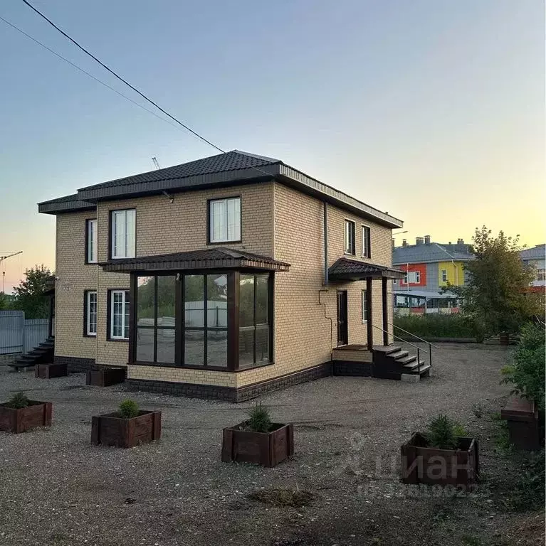 Дом в Алтайский край, Белокуриха ул. Паустовского, 21 (170 м) - Фото 1