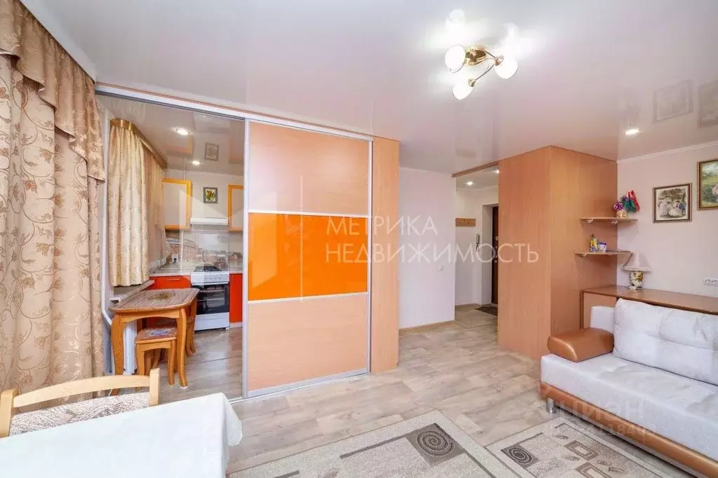 2-к кв. Тюменская область, Тюмень ул. Республики, 165 (42.4 м) - Фото 0